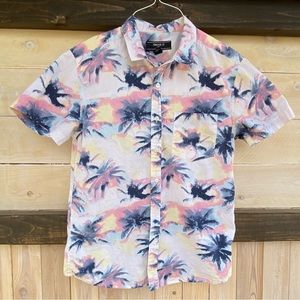 Forever 21 Men’s Palm Tree Print Multicolored Shirt Size Medium